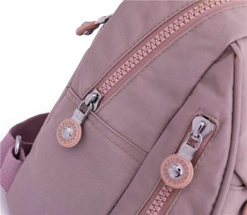 Bolso de Espalda Vertical de Tela para Dama Modelo 0650