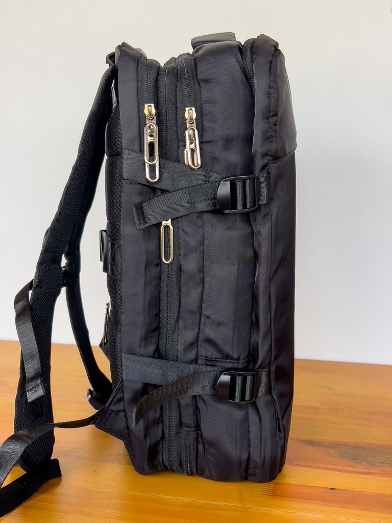 Bolso Nylon Viajero para Laptop / Deportivo / Senderismo / Modelo V4