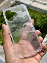 iPhone 16 /  Forro Ibmrs Transparente Camuflaje