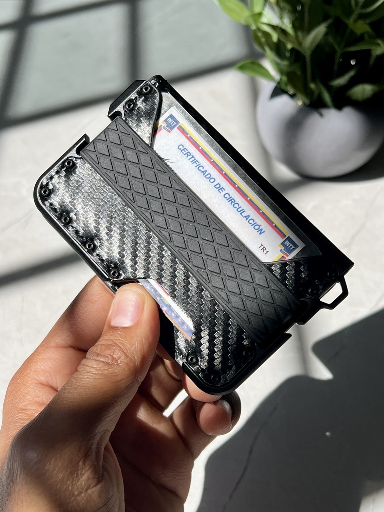 Billetera Cartera Tarjetero para Caballero / Modelo CBX / Fibra de carbono